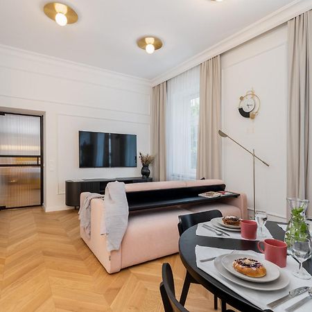 Premium Apartment In Parisian Style In The Heart Of Old Krakkó Kültér fotó