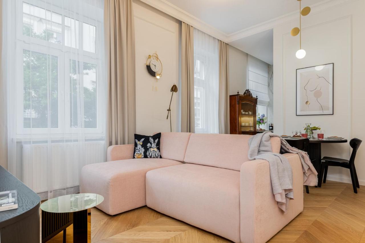 Premium Apartment In Parisian Style In The Heart Of Old Krakkó Kültér fotó