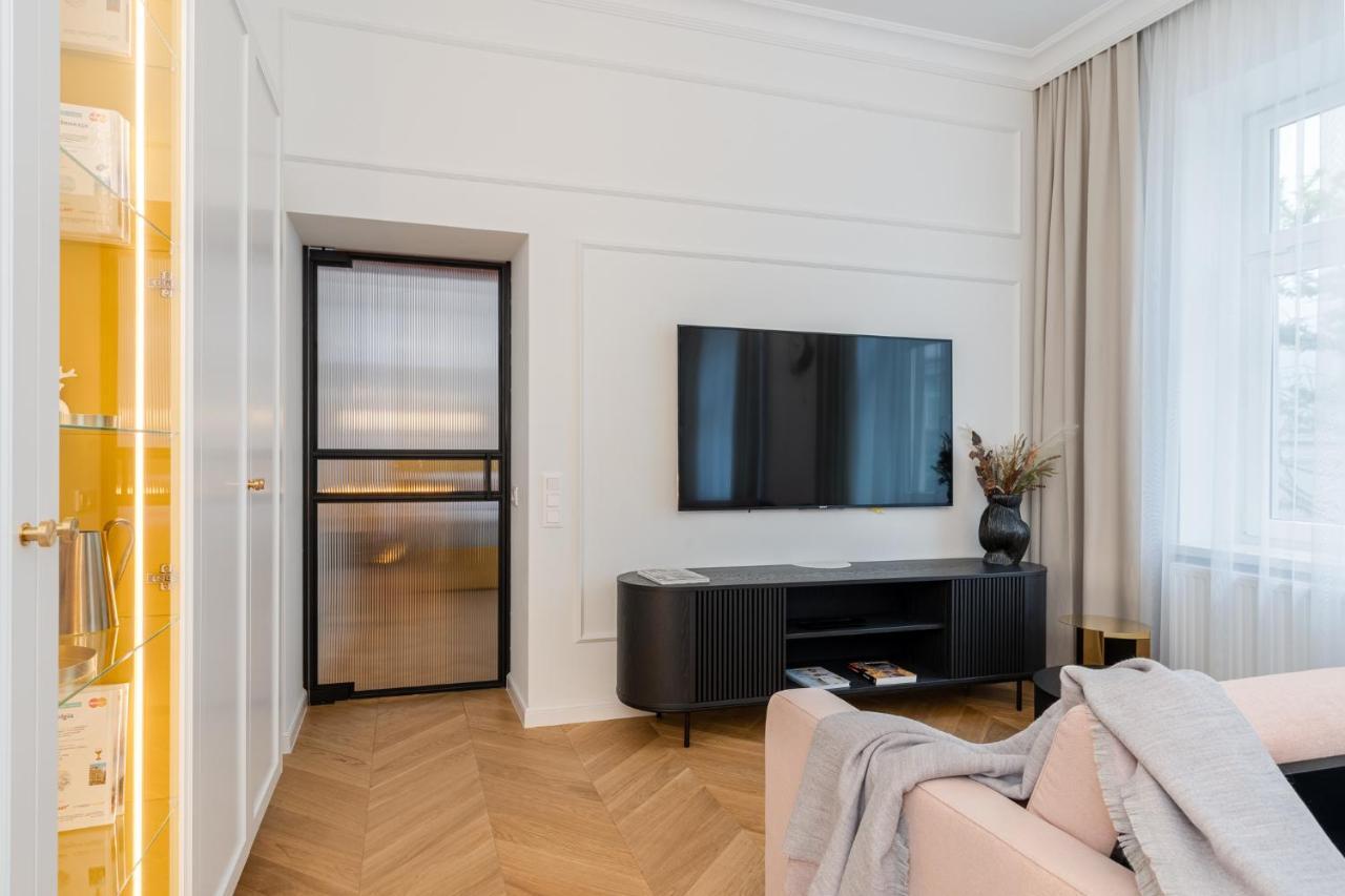 Premium Apartment In Parisian Style In The Heart Of Old Krakkó Kültér fotó