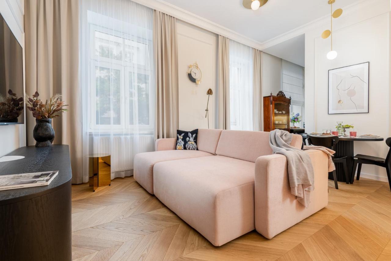 Premium Apartment In Parisian Style In The Heart Of Old Krakkó Kültér fotó